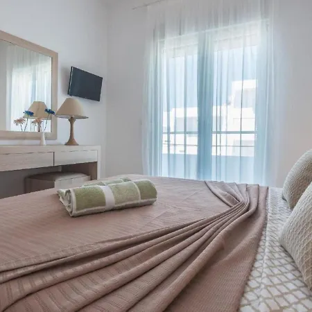 Holiday home Welcoming Holiday In With Shared Swimming Pool Gennadi